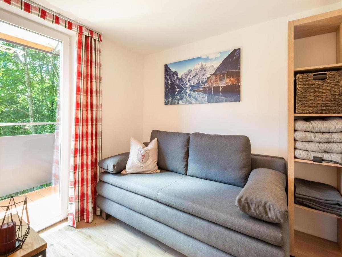Alpine Holiday Home in Bramberg am Wildkogel with Garden Exterior foto